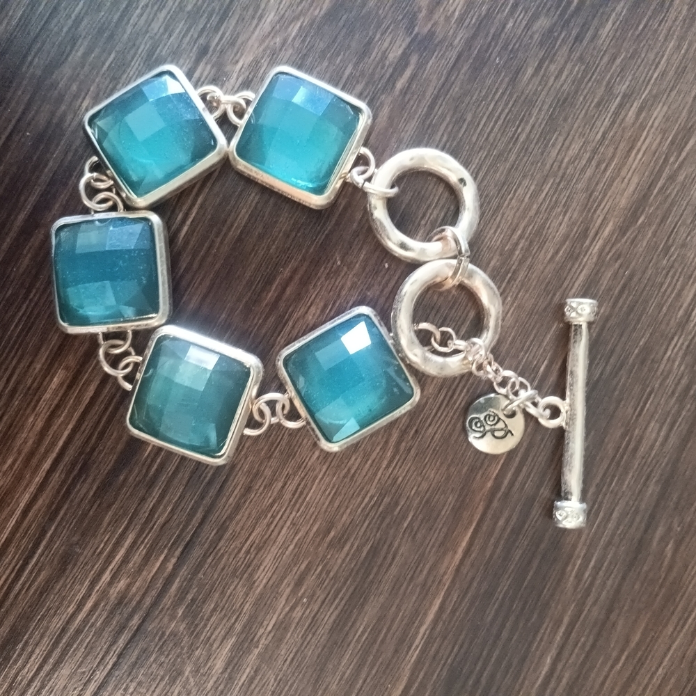 Elegant Silver and Teal Bracelet